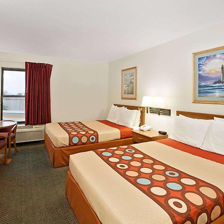Hotel Super 8 By Wyndham Hampshire Il Exterior foto