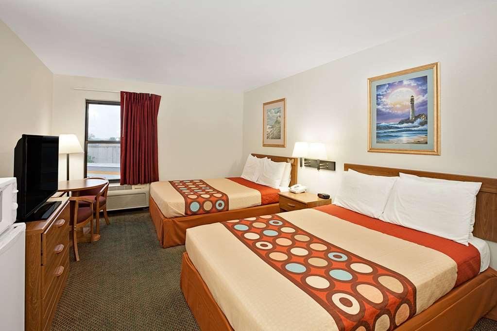 Hotel Super 8 By Wyndham Hampshire Il Habitación foto